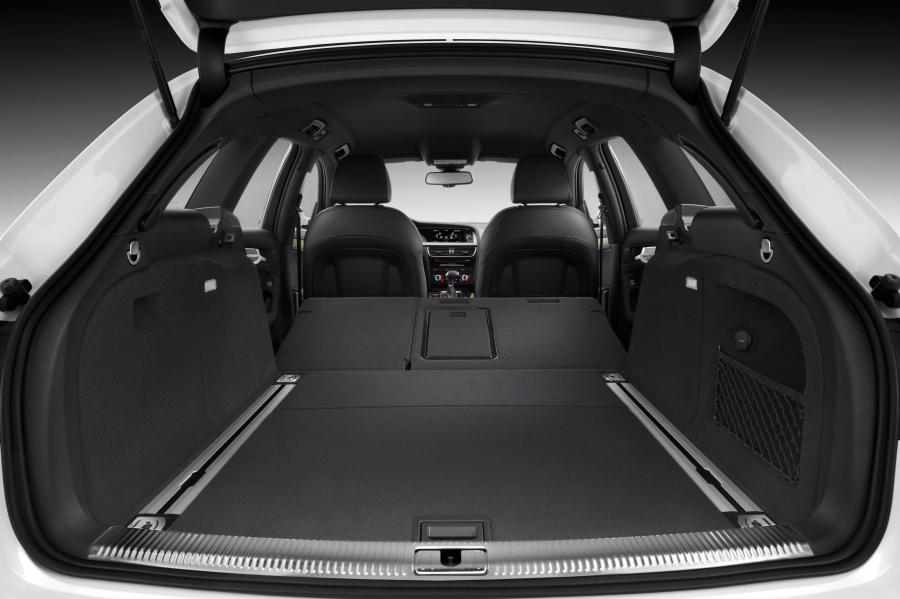 Багажник Audi A4 Allroad 2.0 TDI Quattro (B8, 8K) 2012 года  (фото 7 из 39)